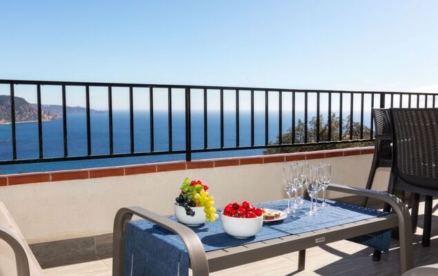 La Terraza - Photo 21